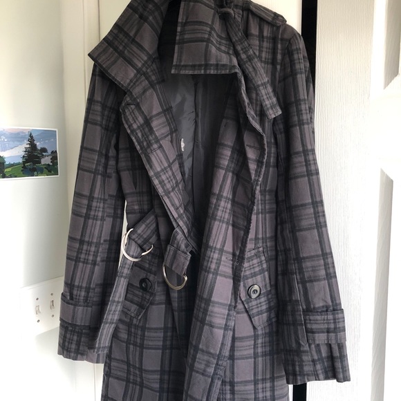 Jacket - Picture 7 of 7